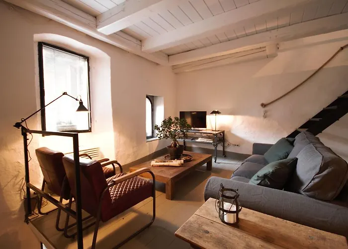 Casa Isola בית נופש סלה קומצ'ינה