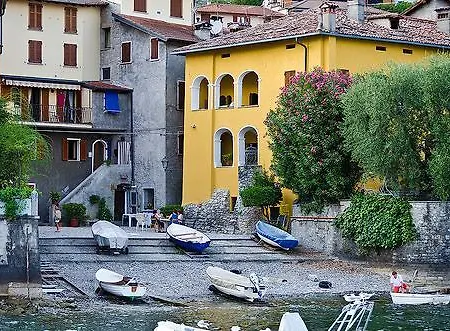 Casa Isola Sala Comacina